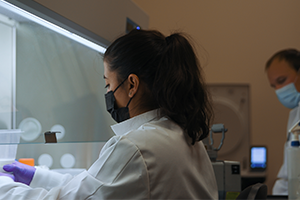 Student working in the Ian Pepper lab.